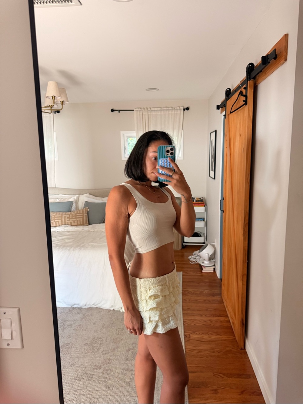 Lioness Cream Tiered Ruffle Skort - Picture 3 of 3